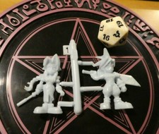 FINAL FANTASY 7 VII PVC GASHAPON JAPANESE FIGURE/FIGURINE AERIS/CLOUD 1 JAPAN **