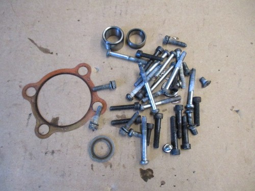 Quincaillerie moteur pour