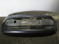 enjoliveur pare-choc avant