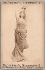 PROFESSEUR STEBBING DANSEUSE