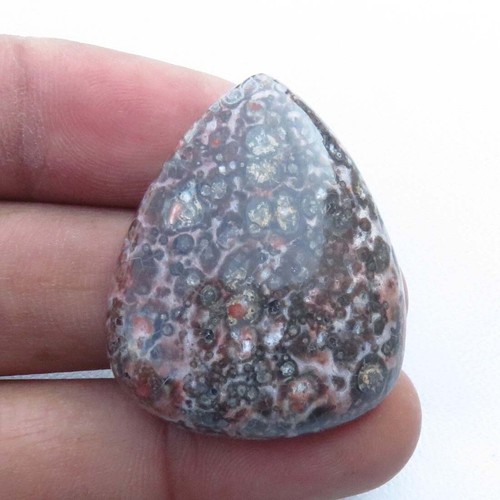 Peau léopard gemme 33x27mm - peau,