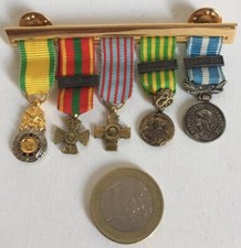 Barrette groupe de 5 MEDAILLES MILITAIRES réductions FRANCE INDOCHINE EXT-ORIENT