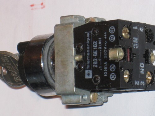 Bloc contact bouton - de,