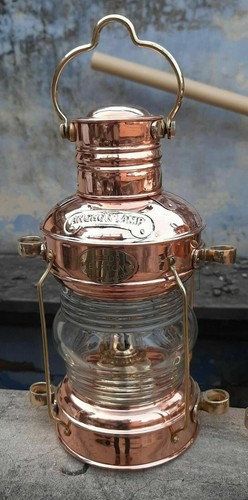 Ancienne lampe pétrole - pétrole, en