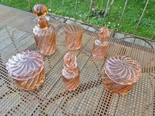 Ancien Service Toilette 2 Boites Poudre 3 Flacon Parfon Gobelet Verre Torsade De