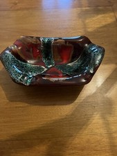 cendrier ou vide poche signé