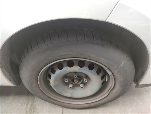 Pare boue avant droit - , renault