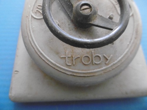 Troby volant 919 - troby,