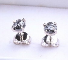 Boucles d'oreilles clous