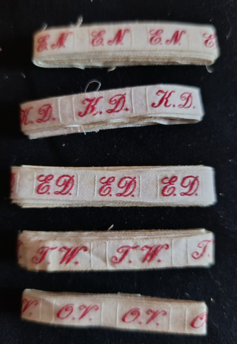 Lot ancien ruban initiale - lot,