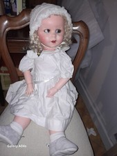 Bébé Caractère De SFBJ Composition