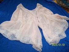 Ancienne culotte en soie rose et dentelle de Valenciennes. Années30. Réf n° 23