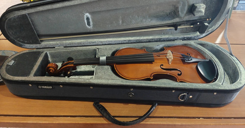 Yamaha model 4 violin - v-5,
