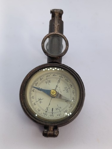 Ancienne boussole militaire - militaire, /