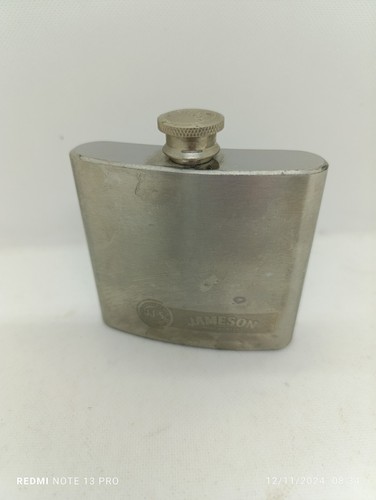 Fiole whisky acier - à, en