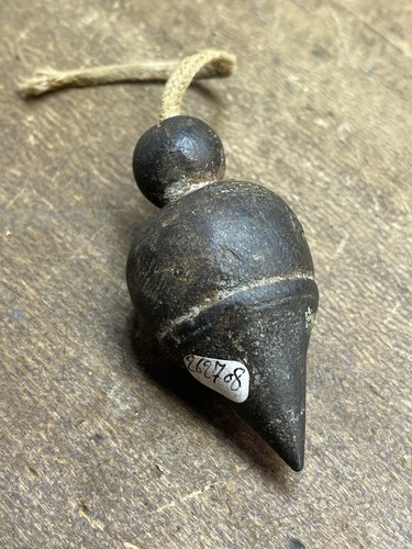 Fil plomb outil ancien - plomb, old