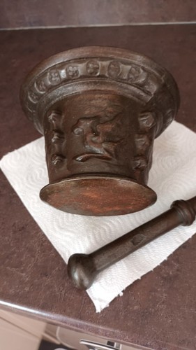 Ancien grand mortier pilon - ancien,