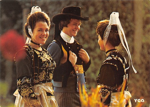Costumes bourleden et - bourleden,