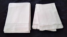 Drap en coton blanc et ses 2