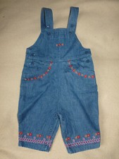 Salopette en jean brodée KIMBALOO bébé fille 6 mois - TBE