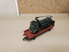 ELECTROTREN HO. WAGON PLAT AVEC CAMION CITERNE MILITAIRE EKO