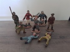 QUIRALU 8 SOLDATS DIVERS ANCIENS D’ORIGINE