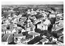 CT-BFP1-0693-30 - EN AVION AU-DESSUS DE VAuvert - L'Eglise et l'Horloge
