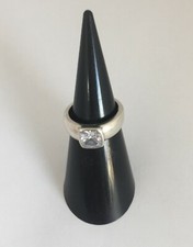 BAGUE ARGENT/ ZIRCON CENTRAL FACETTE/ SIGNEE TI SENTO/ ANNEES 1980/1990