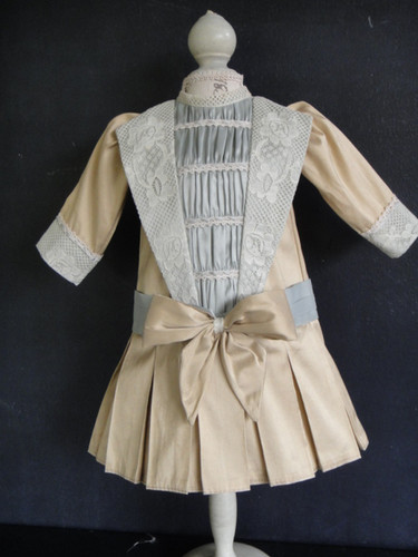 Robe soie pour - en, poupee
