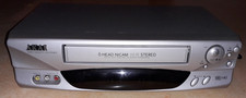 Magnétoscope VHS akai