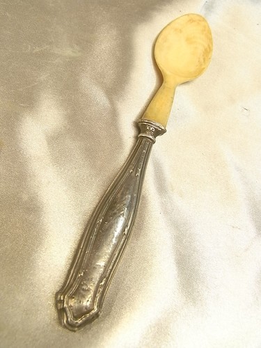 Cuillère bouillie - 🇫🇷,