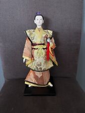 Poupée Samourai japonaise avec sabre