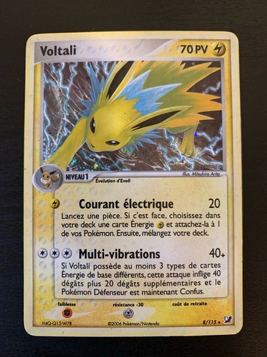 Carte pokémon holo voltali - pokémon,