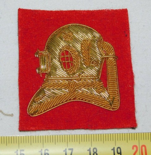 Tres bel insigne royal navy - bel,