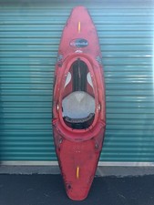 #2601 Kayak Pyranha InaZone