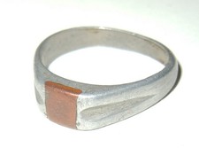 ARTISANAT DE TRANCHEES - BAGUE DE POILU 14 / 18 AVEC INCRUSTATION CUIVRE - WWI