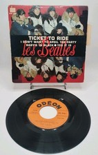 LES BEATLES Avec LANGUETTE