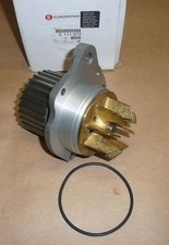 Pompe à eau d'origine Xantia