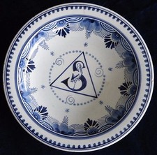DELFT , Belle assiette
