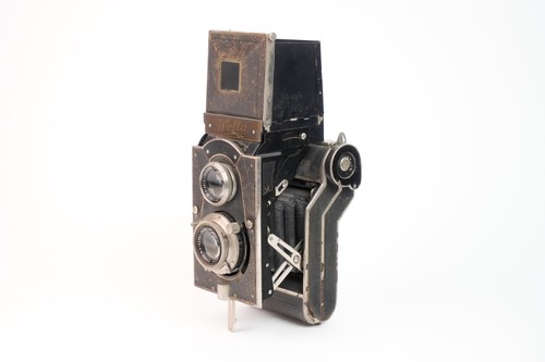 Appareil photo moyen - , format