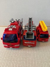 Lot de 3 camions de pompiers