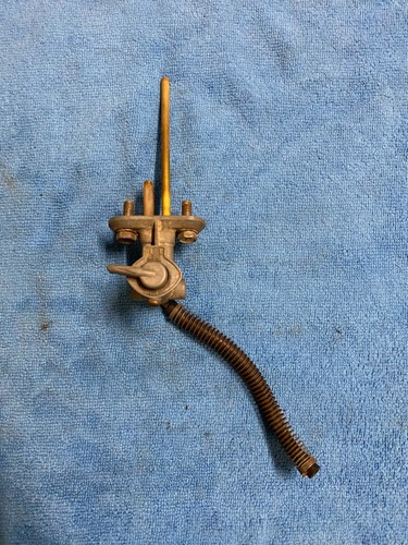 Robinet essence durite - robinet,