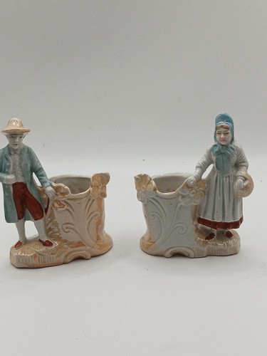Figurines anciennes en - anciennes,