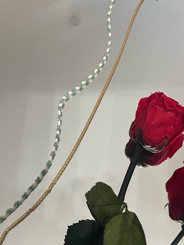 Collier court perles - court,