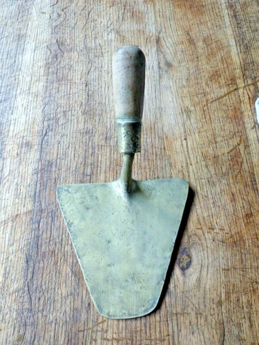Ancienne truelle maconnerie - ancienne,