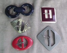 Lot de CINQ BOUCLES DE CEINTURE, VINTAGE, diverses.
