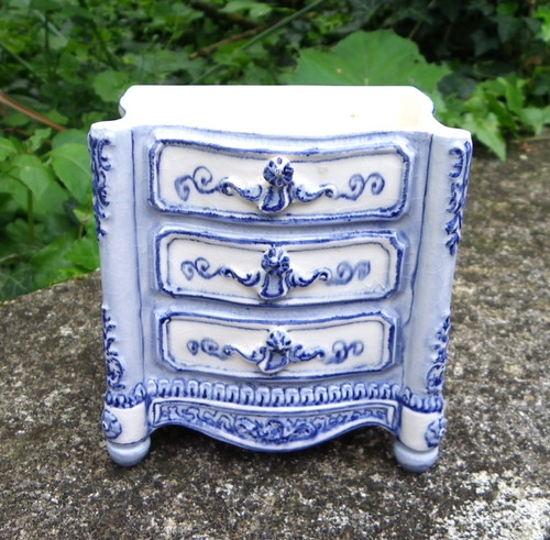 Petite commode ancienne - petite,