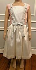 * ROBE PRINCESSE ROSE, ARGENT ET SATIN BLANC CASSÉ T. 5 ANS FAIT MAIN NEUVE *