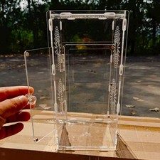 Enceinte en acrylique pour