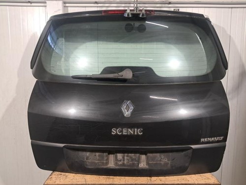 Malle hayon arriere renault - malle/hayon,